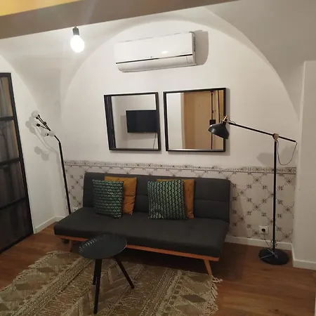 Apartamento Cozy Retreat In The Heart Of The