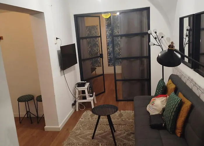 Apartamento Cozy Retreat In The Heart Of The *