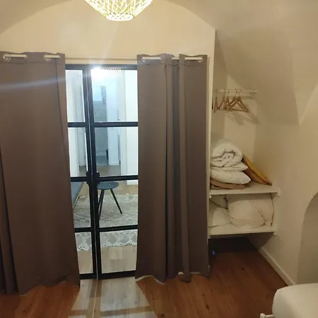 Apartmán Cozy Retreat In The Heart Of The *