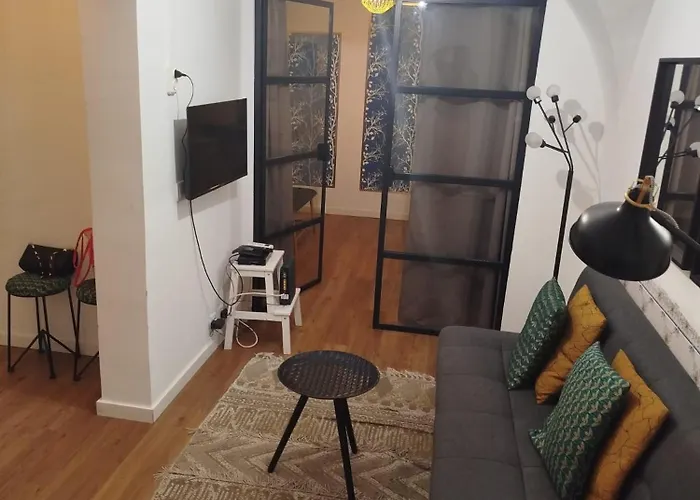 Apartmán Cozy Retreat In The Heart Of The *